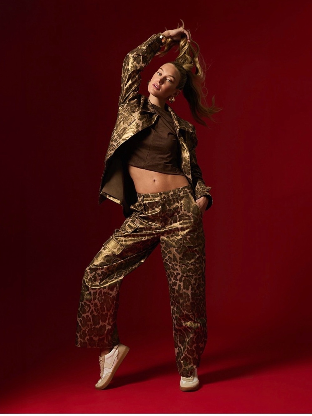 The Noli Shop Gold Dusted Milan Leopard Cargo Pants Size 4 Wide Leg -Fall